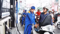 Từ 15h hôm nay, xăng tăng giá, dầu giảm giá
