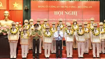 Nâng cao uy tín, xây dựng hình ảnh đẹp người CBCS Công an trong lòng Nhân dân