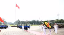 Hàng trăm Đảng viên trẻ tiêu biểu báo công dâng Bác
