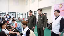400 cán bộ, chiến sĩ tham gia hiến máu vì đồng đội thân yêu