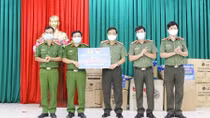 Tuổi trẻ CAND đồng hành cùng CBCS tuyến đầu chống dịch