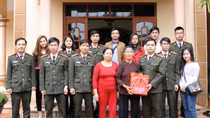 Tuổi trẻ Công an thăm, tặng quà tri ân gia đình liệt sĩ CAND
