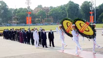 Lãnh đạo Đảng, Nhà nước vào Lăng viếng Chủ tịch Hồ Chí Minh