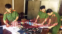 Khóa tay băng nhóm côn đồ, cho vay lãi nặng