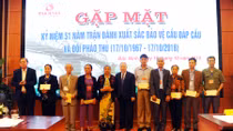 Xúc động buổi gặp mặt của những người lính từng vào sinh ra tử trên đồi Pháo Thủ