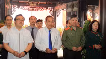 Dâng hương Kỷ niệm 100 năm Ngày sinh đồng chí Phan Trọng Tuệ