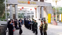 Công an Hà Giang phối hợp tiếp nhận công dân do Trung Quốc trao trả