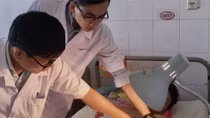 Nối thành công bàn tay trái của nạn nhân bị chém đứt lìa