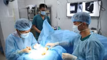 Trung tâm Y tế thị trấn Trường Sa phẫu thuật cấp cứu ngư dân bị tai nạn lao động