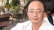 Chờ hầu tòa, một cựu nhà báo bị khởi tố thêm tội danh khác