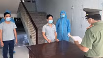 Tạm giam hai lái xe chở nhóm người Trung Quốc nhập cảnh trái phép