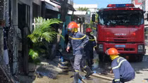 Cháy nhà khi gia chủ đi vắng