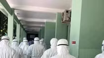 25 nhân viên y tế Bình Định tăng cường hỗ trợ Đà Nẵng chống dịch 
