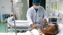 Cứu sống cụ ông bị đâm thủng tim