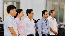 Đang lập thủ tục khai trừ đảng cách chức 1 Phó Chủ tịch TP Nha Trang
