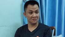 Ghen tuông bóng gió, dùng dao đâm chết người
