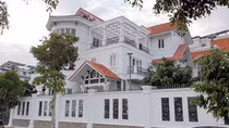 Ráo riết truy lùng thủ phạm đâm nguyên Bí thư Thành ủy Nha Trang 