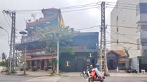 Nổ súng tự chế tại quán Bar & Lounge