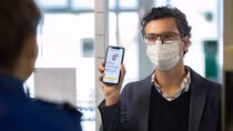 Hàng không quốc gia chính thức thử nghiệm ứng dụng hộ chiếu sức khoẻ điện tử