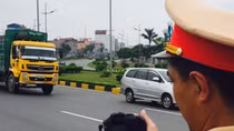 Cảnh sát giao thông tăng cường xử phạt vi phạm tốc độ cửa ngõ thủ đô
