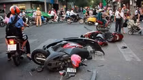 47 vụ TNGT, gần 1000 trường hợp vi phạm giao thông trong ngày mùng 3 Tết