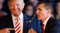 Ông Trump ân xá cho cựu cố vấn cấp cao 