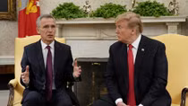 Tổng thống Mỹ thúc giục đồng minh NATO "chia sẻ gánh nặng" 