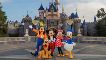 Disney sa thải 28.000 nhân viên do đại dịch COVID-19 