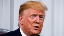Ông Trump ân xá cho hàng loạt nhân vật trong ngày cuối tại vị 