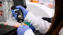 Phát hiện mới có lợi cho vaccine COVID-19