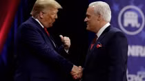 Ông Trump dự định quay lại vũ đài chính trị 
