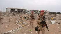 Căn cứ tại Iraq lại hứng mưa tên lửa 