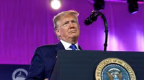 Ông Trump lần thứ hai phủ quyết chống lại Quốc hội 