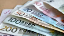 EU dốc hàng nghìn tỷ euro khôi phục kinh tế sau đại dịch