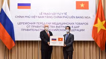 Việt Nam trao 150.000 khẩu trang hỗ trợ Nga chống dịch COVID-19