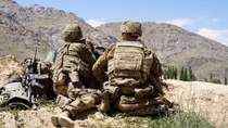 Nhận trách nhiệm sát hại binh sĩ Mỹ, Taliban đăng hình đẫm máu để chứng minh