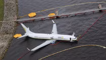 Boeing tiếp tục bị điều tra sau vụ máy bay lao xuống sông
