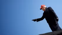 Phớt lờ kết quả thăm dò, ông Trump tuyên bố tự tin chiến thắng 
