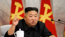 Lần đầu xuất hiện sau ba tuần, ông Kim Jong-un chỉ đạo tăng cường răn đe hạt nhân