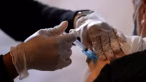 Mỹ đã tiêm hơn 300 triệu liều vaccine COVID-19 