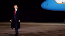 Ông Trump "mất hết bạn bè" từ khi làm Tổng thống 