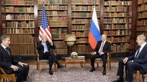 Ông Biden "lần đầu cảm thấy là lãnh đạo" khi ngồi cùng với ông Putin 