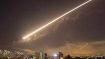 Mỹ không kích phiến quân do Iran hậu thuẫn tại Syria 