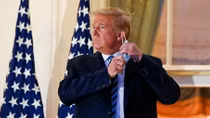 Nhà Trắng: "đánh bại đại dịch COVID-19" là chiến công của ông Trump 