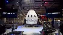 SpaceX chuẩn bị đưa phi hành đoàn tư nhân lên Mặt Trăng
