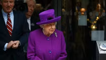 Nhân viên Điện Buckingham nhiễm COVID-19, Nữ hoàng Anh chuyển sang cung điện khác