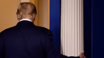 Ông Trump dự định "nhấn chìm" Iran trước khi rời nhiệm sở 