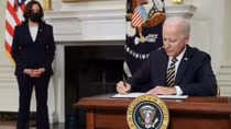 Tổng thống Biden tiếp tục đảo ngược chính sách người tiền nhiệm