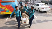Cử tri Bangladesh đi bầu cử sau chiến dịch đầy bạo lực
