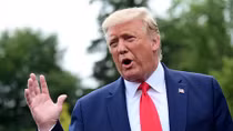 "Chơi đẹp" với Trung Quốc, ông Trump dời lịch áp thuế 